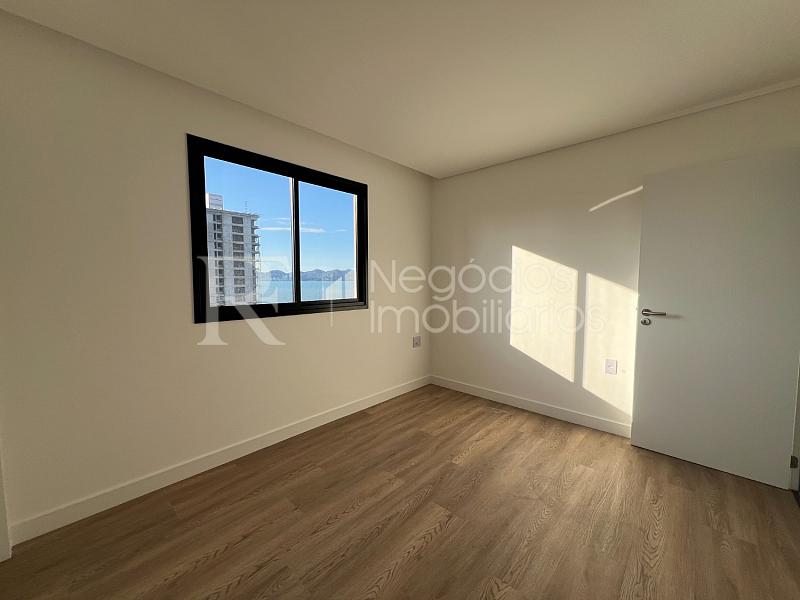 Apartamento � venda no Porto Salvatore em Perequ� � 3 Su�tes e 144 m� 19