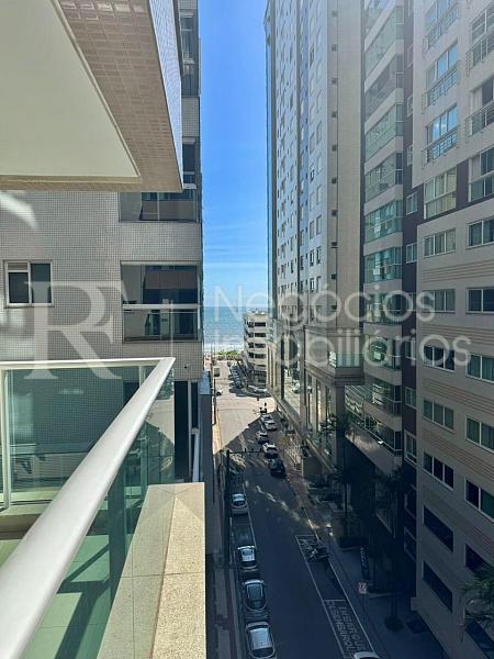 Apartamento � venda no Montblanc em Meia Praia � 3 Su�tes e 118 m� 2
