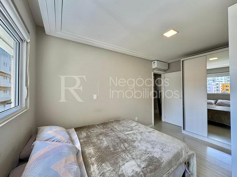 Apartamento � venda no Montblanc em Meia Praia � 3 Su�tes e 118 m� 19