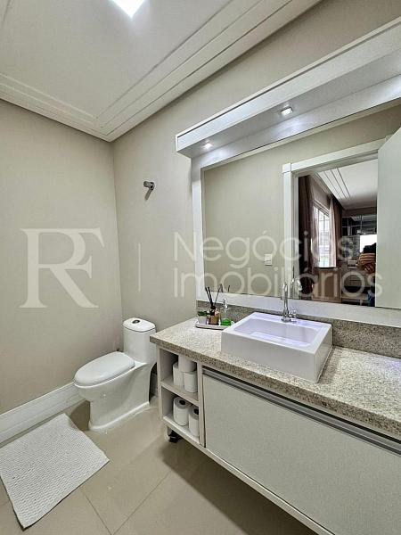 Apartamento � venda no Montblanc em Meia Praia � 3 Su�tes e 118 m� 17