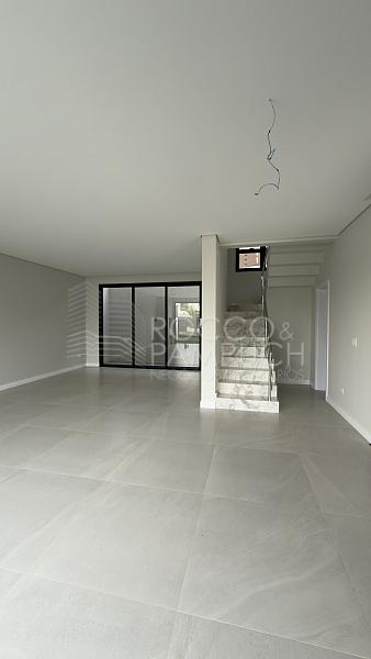 Sobrado de Alto Padr�o com 3 su�tes e Vista Mar 7