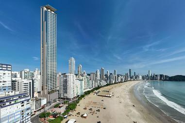 Apartamento com 4 quartos à venda, 200m², 6 banheiros, 4 garagens - Centro - Balneário Camboriú