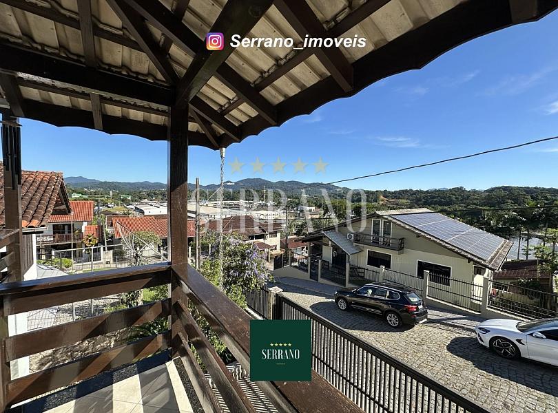 Casa com 3 quartos à venda, 233m², 3 banheiros, 4 garagens - Badenfurt - Blumenau — foto 3