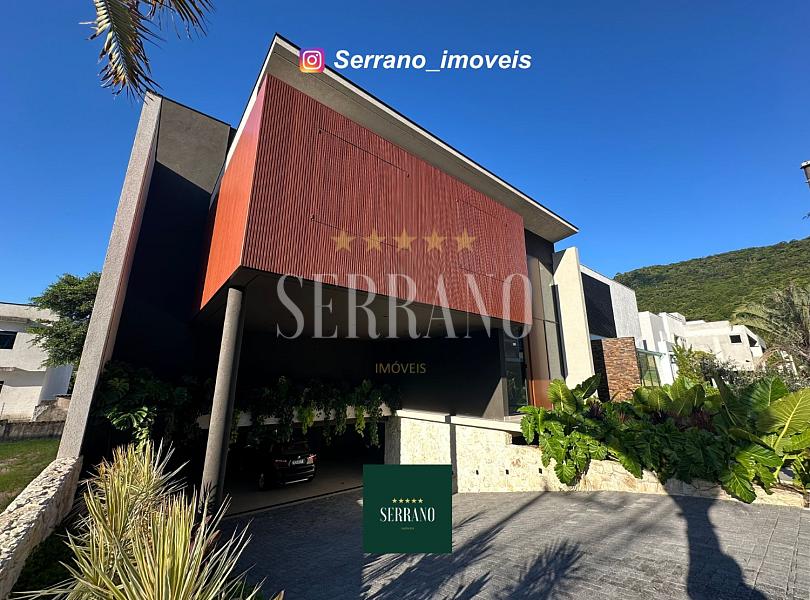 Mans�o de 720 m� em Cond. Fechado em Balne�rio Cambori� 12