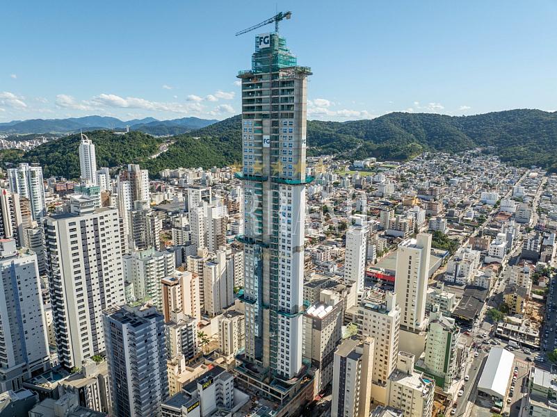 Apartamento com 4 quartos à venda, 146m², 4 banheiros, 3 garagens - Barra Norte - Balneário Camboriú — foto 5