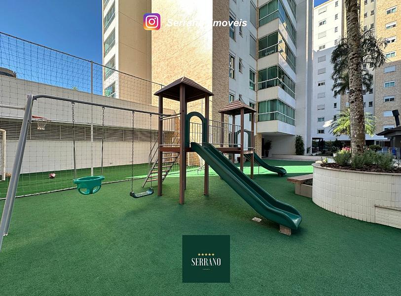 Apartamento de 03 Su�tes de 144 m� em Jardim Blumenau 30
