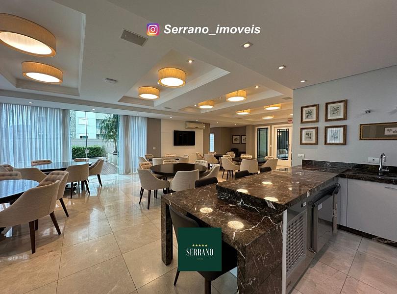 Apartamento Estilo Neocl�ssico de 353 m� na Ponta Aguda com 05 Vagas 27
