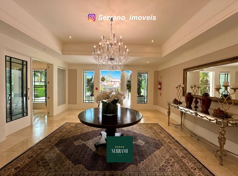 Apartamento Estilo Neocl�ssico de 353 m� na Ponta Aguda com 05 Vagas 2