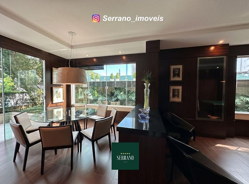 Apartamento Estilo Neocl�ssico de 353 m� na Ponta Aguda com 05 Vagas 16