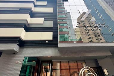 Apartamento com 4 quartos à venda, 255m², 5 banheiros, 3 garagens - Centro - Balneário Camboriú