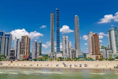 Apartamento no Edifício Copenhagen em Balneário Camboriú