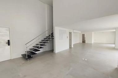 Apartamento Garden no Edifício Le Blanc na Praia Brava