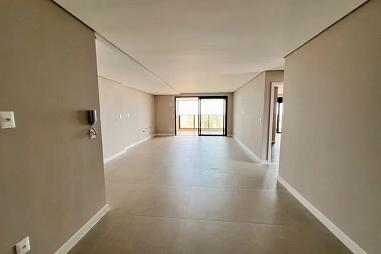 Apartamento no Edifício Torres da Brava Brisa na Praia Brava