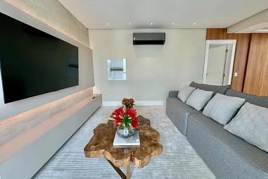 Apartamento com 4 quartos à venda, 233m², 6 banheiros, 4 garagens - Centro - Balneário Camboriú