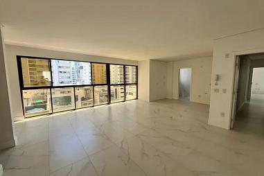 Apartamento Garden no Edifício Las Brisas em Balneário Camboriú