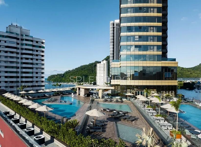 Apartamento no Yachthouse | Acima do 60� Andar 26