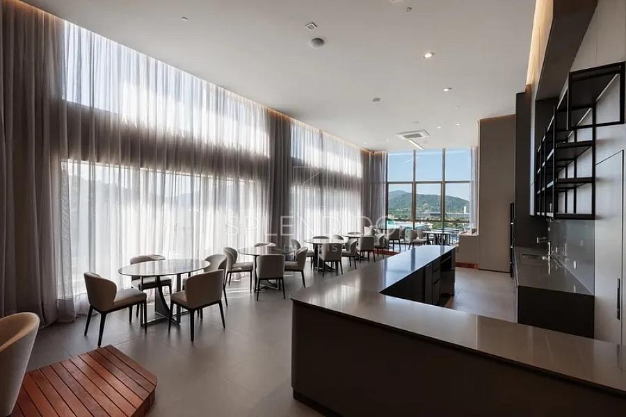 Apartamento no Yachthouse | Acima do 60� Andar 38