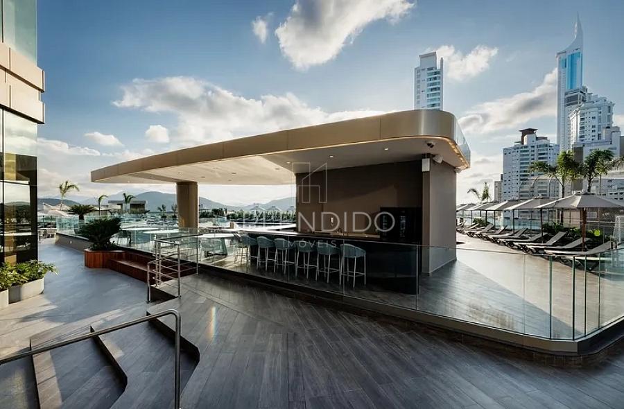 Apartamento no Yachthouse | Acima do 60� Andar 45