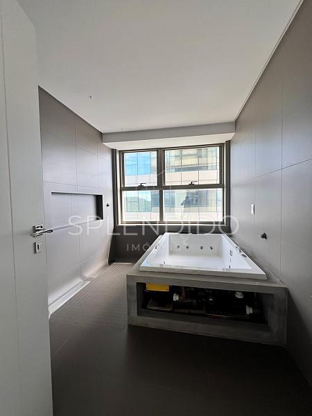 Apartamento no Yachthouse | Acima do 60� Andar 17