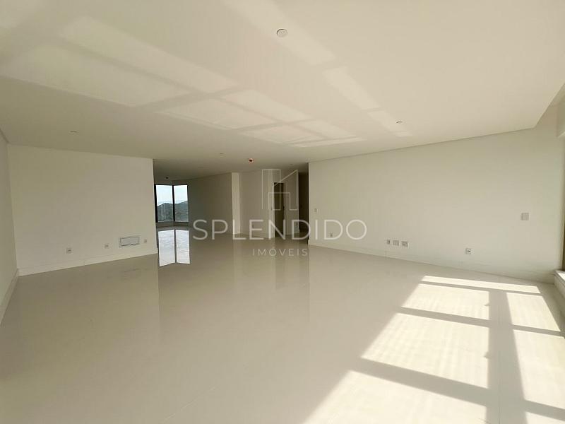 Apartamento no Yachthouse | Acima do 60� Andar 7
