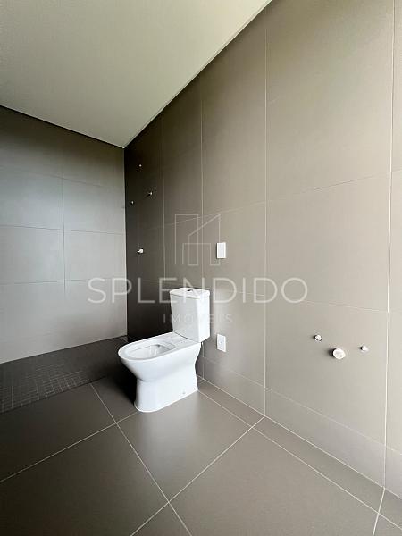 Apartamento no Yachthouse | Acima do 60� Andar 14