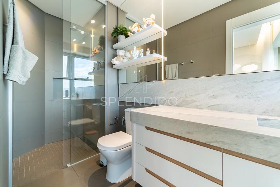 Yachthouse mobiliado � venda em Balne�rio Cambori� | 265 m� e 4 su�tes 18