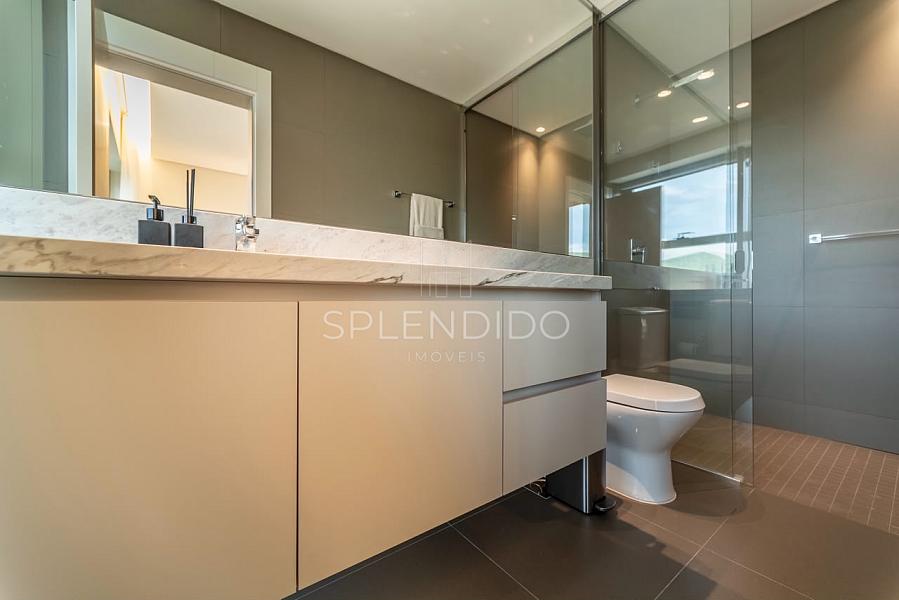 Yachthouse mobiliado � venda em Balne�rio Cambori� | 265 m� e 4 su�tes 15