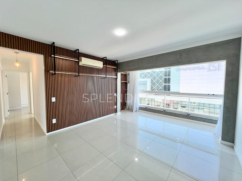 Apartamento no Residencial Santorini na Praia Brava 1