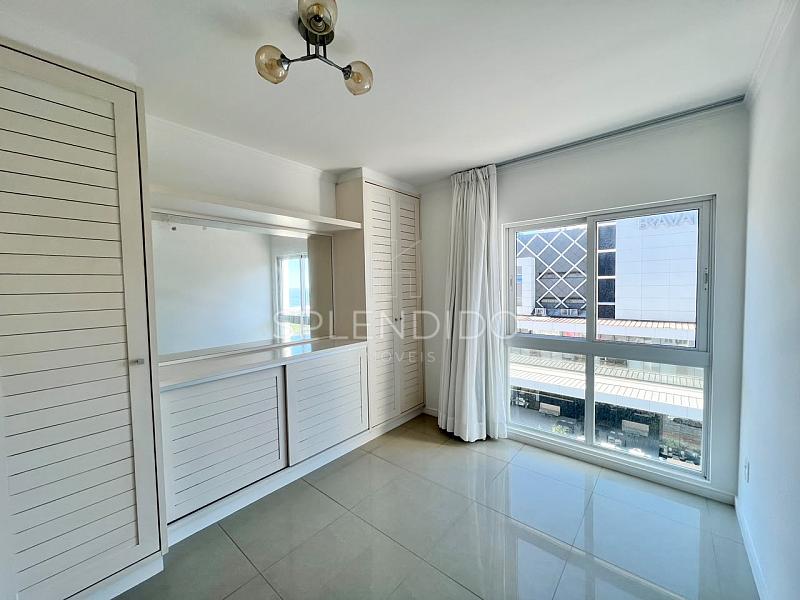 Apartamento no Residencial Santorini na Praia Brava 13