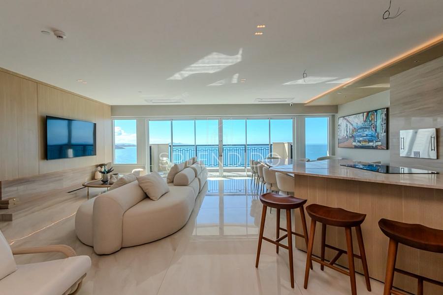 Aurora Exclusive Home | 231m� | 4 Su�tes | Mobiliado, Equipado e Decorado 1