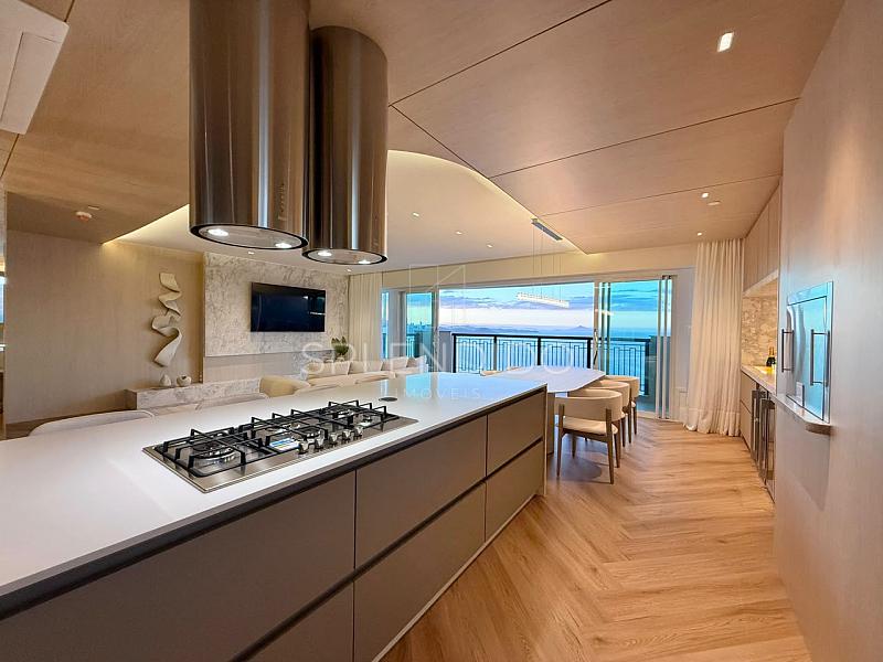 Aurora Exclusive Home | Finamente Mobiliado | 231m� | 4 Su�tes e 5 Vagas 6