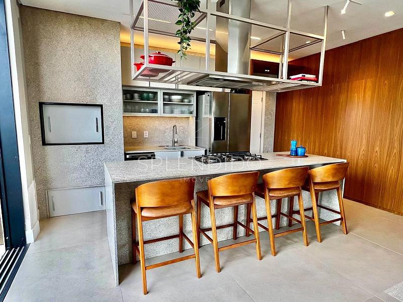 Cobertura Duplex no Edif�cio Brava Vita na Praia Brava 3