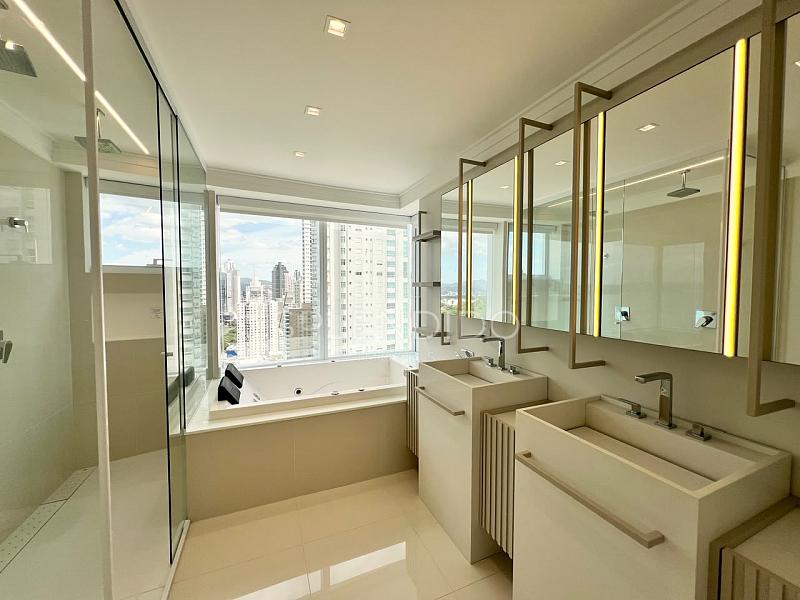 One Tower FG | Mobiliado | 196m� com 4 Su�tes 28