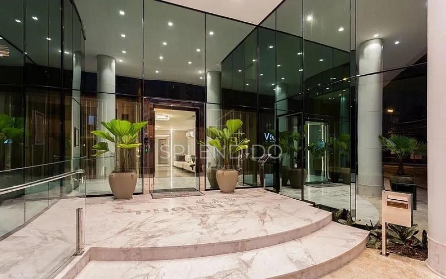 Ed. Phoenix Tower em Balne�rio Cambori� | Garden de 297 m� com SPA 33