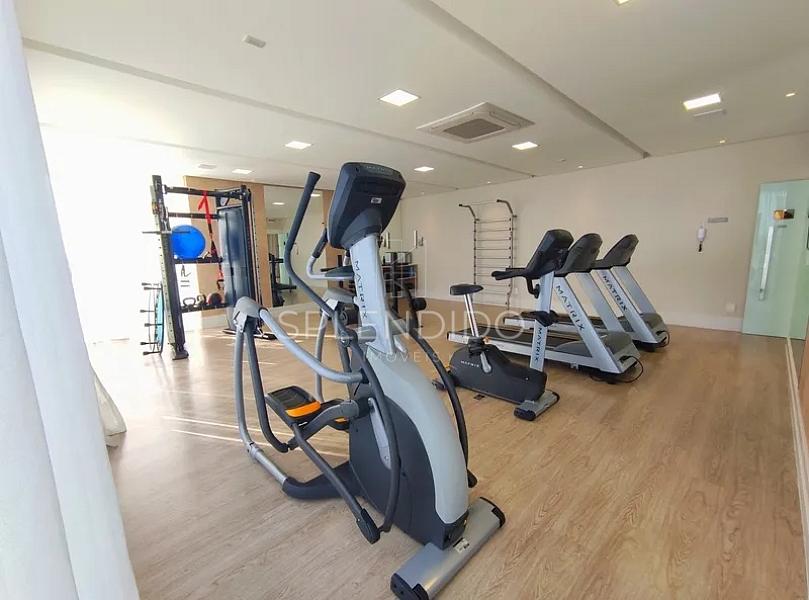 Ed. Phoenix Tower em Balne�rio Cambori� | Garden de 297 m� com SPA 45
