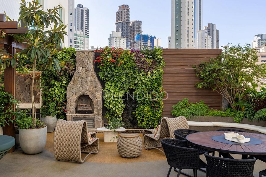Ed. Phoenix Tower em Balne�rio Cambori� | Garden de 297 m� com SPA 8