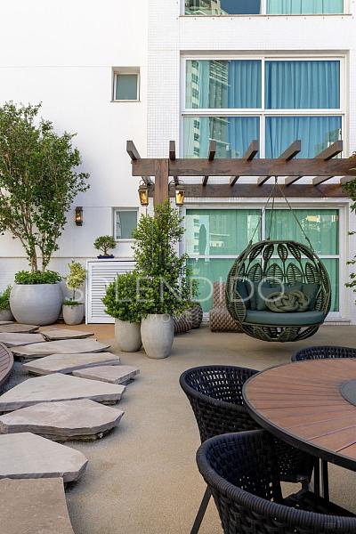 Ed. Phoenix Tower em Balne�rio Cambori� | Garden de 297 m� com SPA 10