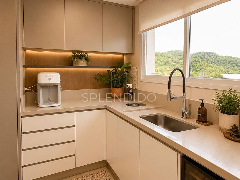 Ed. Phoenix Tower em Balne�rio Cambori� | Garden de 297 m� com SPA 20