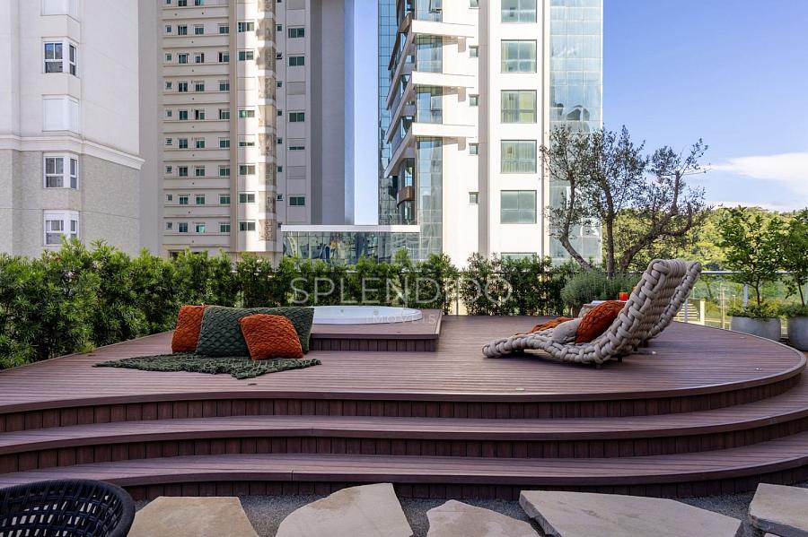 Ed. Phoenix Tower em Balne�rio Cambori� | Garden de 297 m� com SPA 2