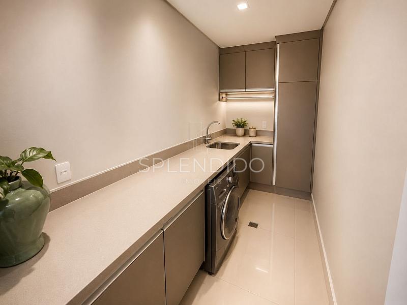 Ed. Phoenix Tower em Balne�rio Cambori� | Garden de 297 m� com SPA 22