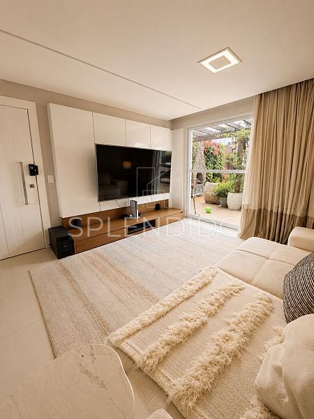 Ed. Phoenix Tower em Balne�rio Cambori� | Garden de 297 m� com SPA 15