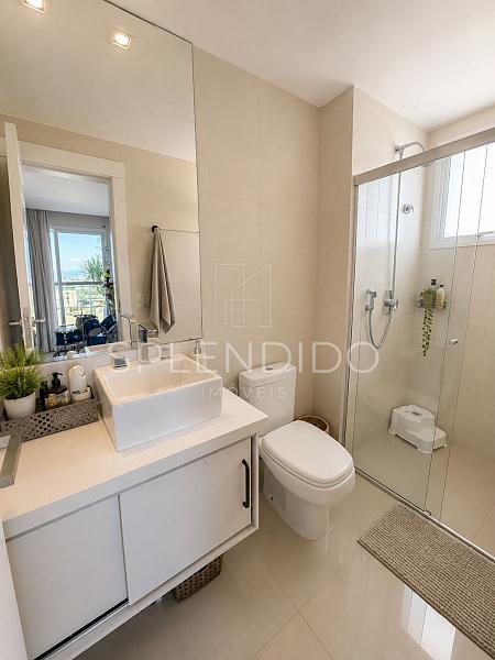 Ed. Phoenix Tower em Balne�rio Cambori� | Garden de 297 m� com SPA 31