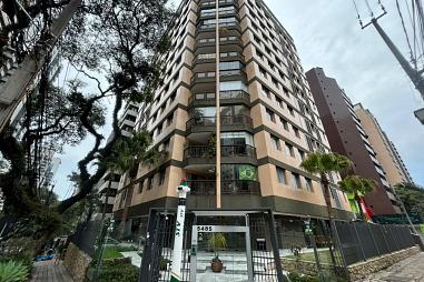 Apartamento com 3 quartos à venda, 167m², 3 banheiros, 1 garagem - Água Verde - Curitiba