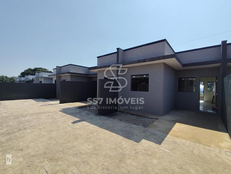 Casa à venda no Campo de Santana, imóvel novo com 02 dormitórios e amplo espaço de terreno nos fundos, próximo ao Supermercado Jacomar. — foto 3