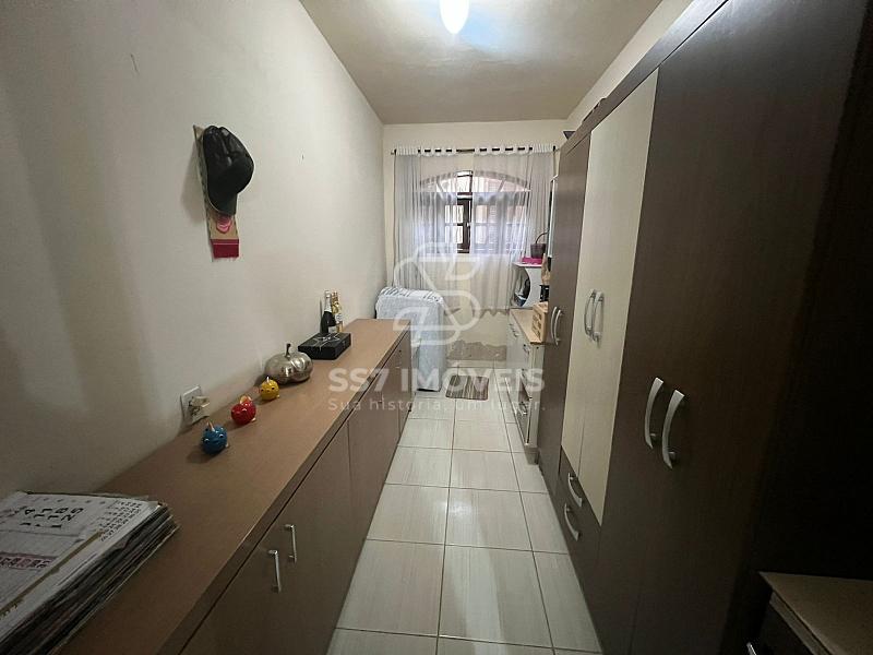 Lindo Sobrado com 04 dormitórios, à venda em Colombo! — foto 8