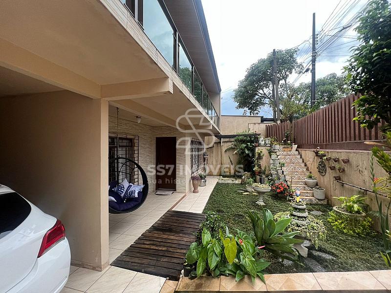 Lindo Sobrado com 04 dormitórios, à venda em Colombo! — foto 2