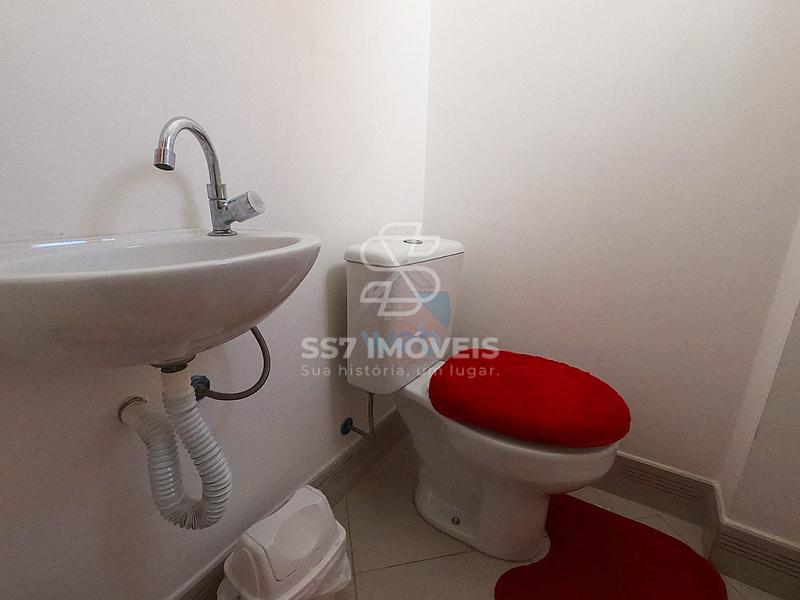 Lindo sobrado à venda, com 2 quartos, no bairro Sitio Cercado, em Curitiba, próximo a Rua São José dos Pinhais. Podendo ser financiado — foto 12