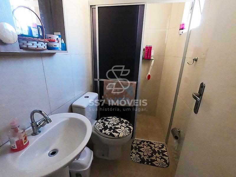 Lindo sobrado à venda, com 2 quartos, no bairro Sitio Cercado, em Curitiba, próximo a Rua São José dos Pinhais. Podendo ser financiado — foto 23