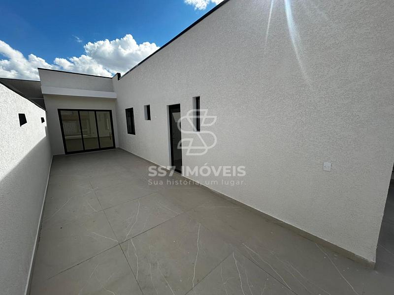 Ampla casa térrea com 3 suítes + amplo terreno no Mercúrio -  Cajuru! — foto 5