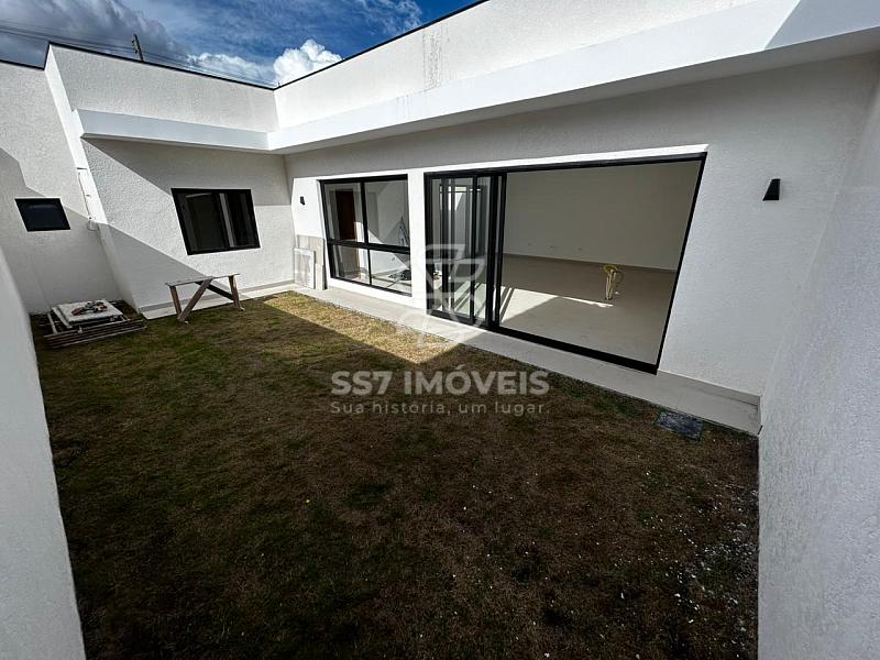 Ampla casa térrea com 3 suítes + amplo terreno no Mercúrio -  Cajuru! — foto 10